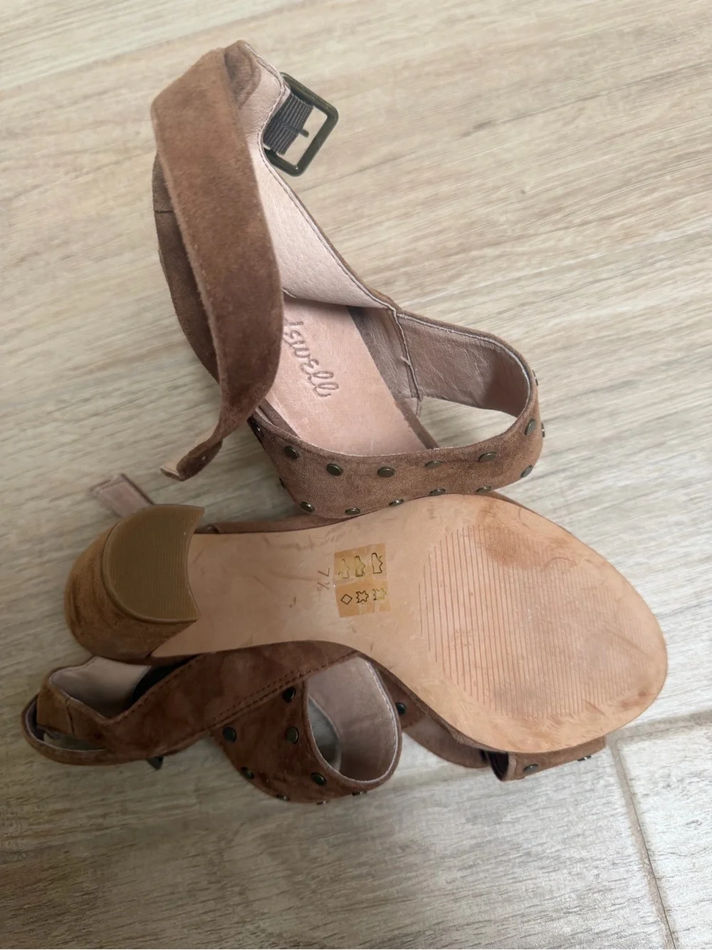 NEW Madewell Brown Suede Studded Block Heel Sandals - Women